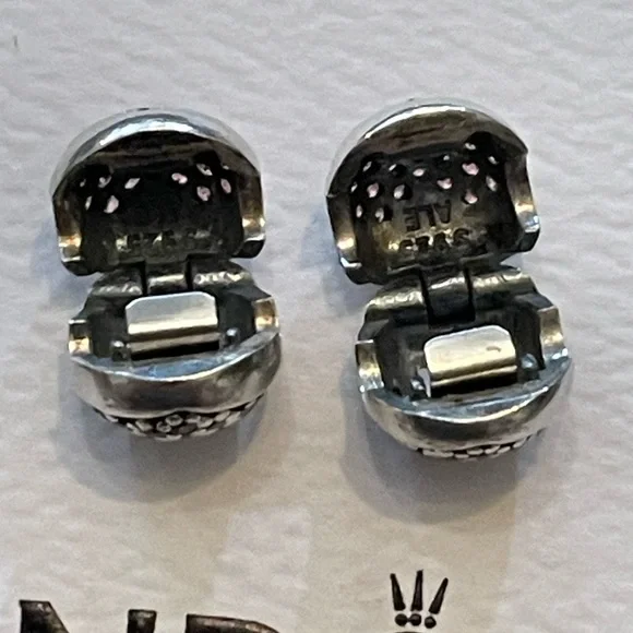 Authentic Pair of Pandora Love of My Life pink pave heart clip charms - Picture 6 of 8